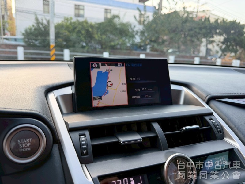 2015 NX200t旗艦跑八萬多公里