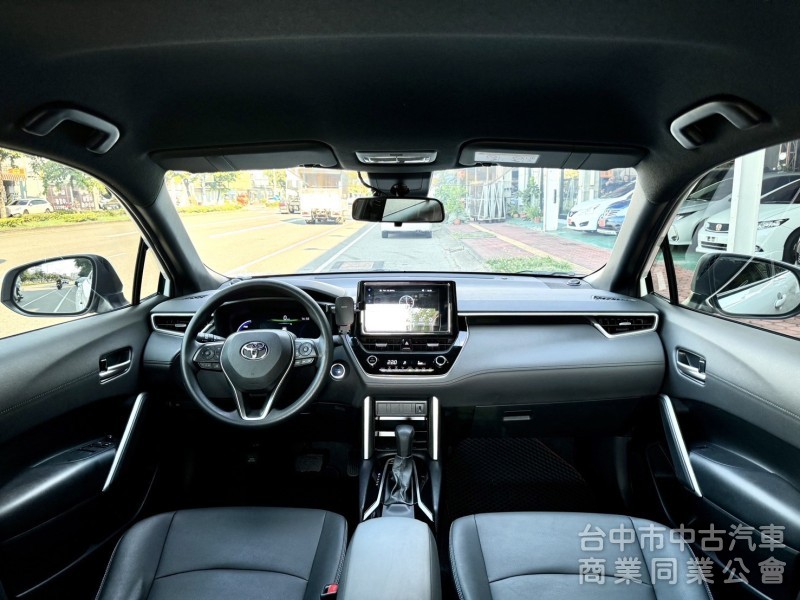 2020年 油電Corolla Cross尊爵版/LED日行燈/定速/車偏/盲點/I-KEY