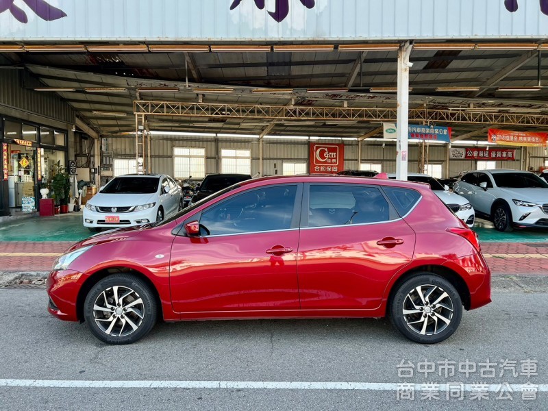 Nissan Tiida 2019款 自排 1.6L 一手車 原廠保養原廠延長保固 原版 大螢幕 盲點 免KEY 認證車