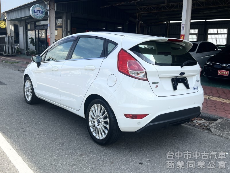 Ford Fiesta 2016款 自手排 1.1L以下 一手車 原鈑件 運動款 IKEY 便宜代步車 可全貸