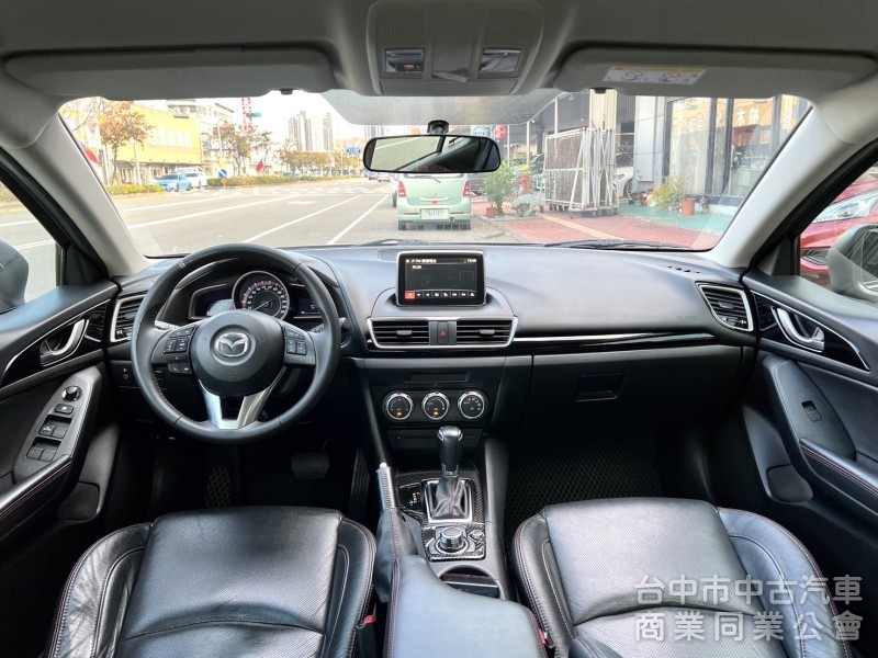 Mazda 3 2016款 自排 2.0L 一手車 原廠保養 CARPLAY 定速 原裝進口