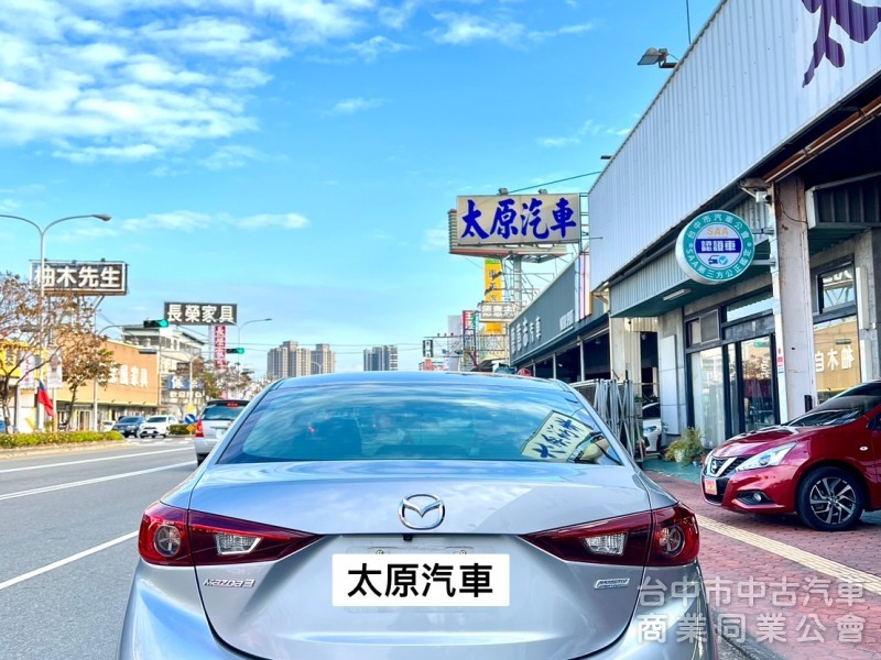 Mazda 3 2016款 自排 2.0L 一手車 原廠保養 CARPLAY 定速 原裝進口