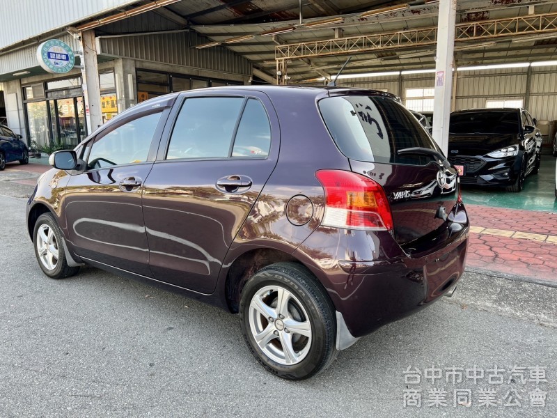 Toyota Yaris 2011款 自排 1.5L 小鴨 YARIS 代步車 省油 便宜賣 可超貸 可全額貸