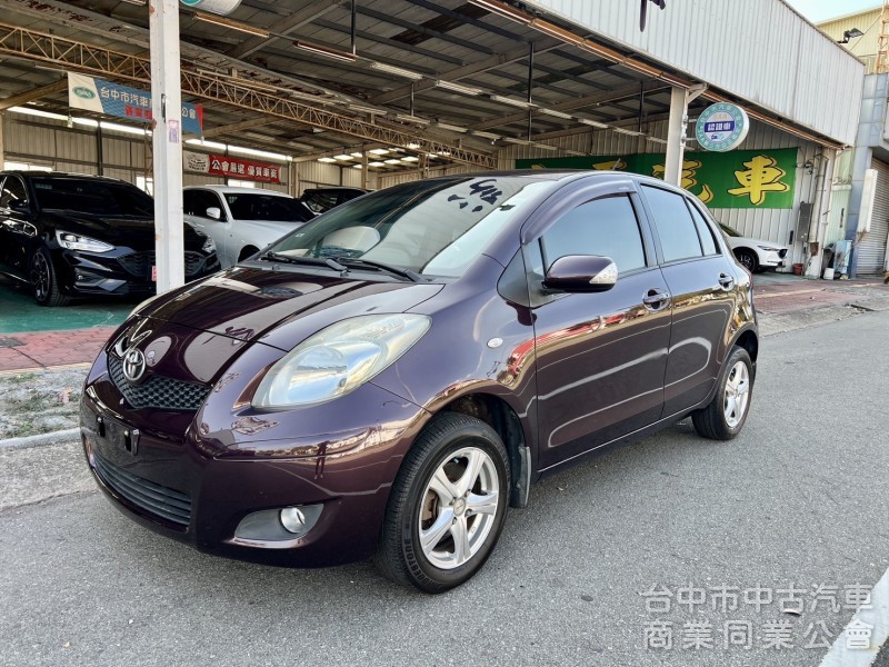 Toyota Yaris 2011款 自排 1.5L 小鴨 YARIS 代步車 省油 便宜賣 可超貸 可全額貸