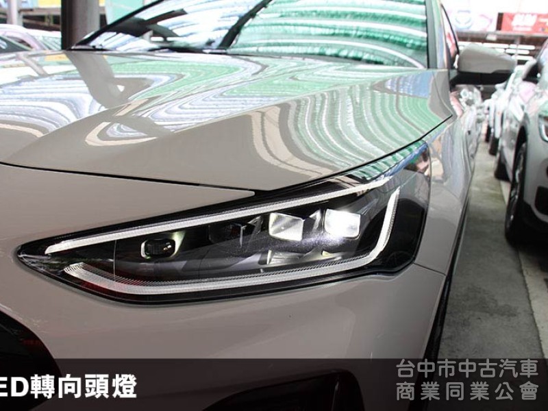 僅跑2000KM⭕挑戰全省最便宜✅全車原鈑原漆⭕旅行車✅小改款真皮座椅✅頂規VINGLE✅可全貸✅新車利率✅新車保固中
