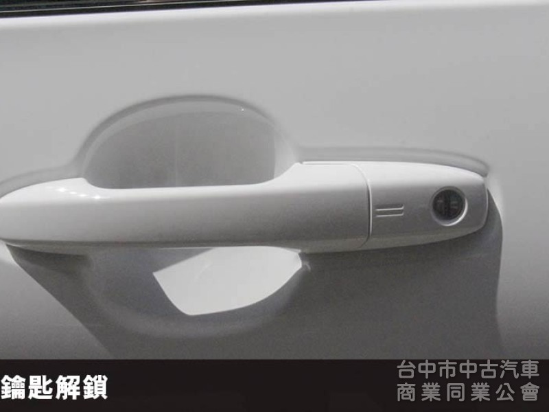正24年出廠⭕市場熱門小休旅✅酷動版✅倒車顯影✅免鑰匙✅ACC跟車✅CARPLAY連接✅全車原鈑原漆✅可全貸✅新車利率