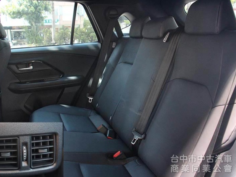 正24年出廠⭕市場熱門小休旅✅酷動版✅倒車顯影✅免鑰匙✅ACC跟車✅CARPLAY連接✅全車原鈑原漆✅可全貸✅新車利率