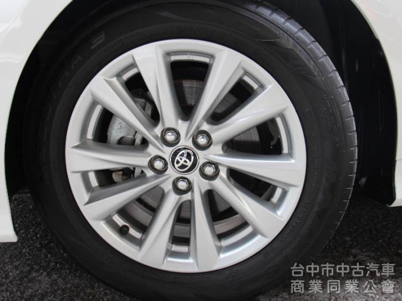正24年出廠⭕油電尊爵版⭕改款全數位儀表版✅CARPLAY✅倒車顯影✅盲點偵測✅全套免鑰匙✅全車原鈑件✅全額貸✅新車利率