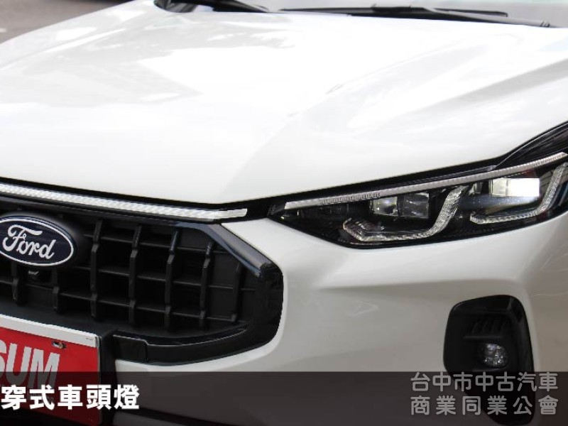 正25年出廠⭕超低里程5000KM⭕全車如新原鈑原漆✅ 360環景✅ B&o音響✅盲點偵測✅電動尾門✅無線充電✅抬頭顯示