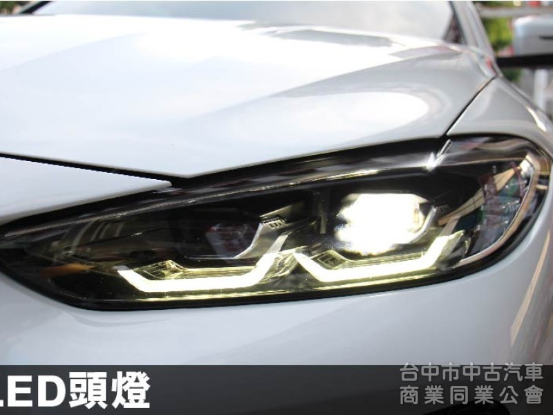 430i高階款✅正22年出廠✅全車原鈑件⭕抬頭顯示器⭕H/K音響✅ 5AU智慧輔助駕駛✅360環景✅盲點偵測✅可全額貸