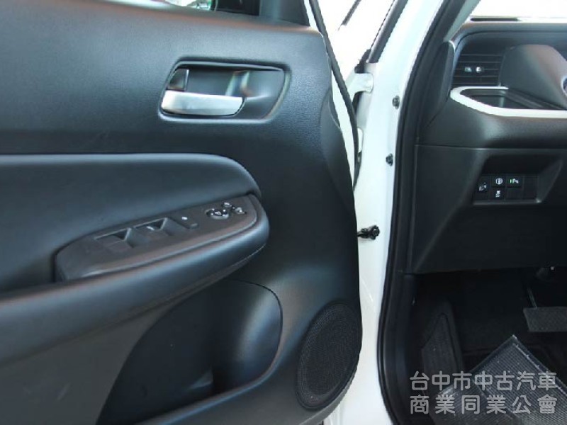 全台最低價 ✅ 油電版 ✅ 實車實價刊登 正2024出廠 ✅ 原廠保固中 摸門免鑰匙 ✅ 盲點偵測 新車利率