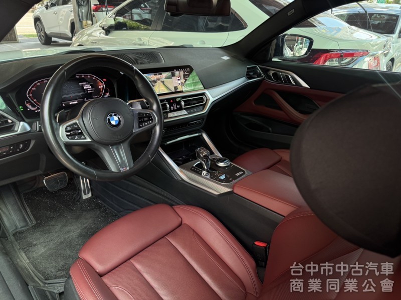 正22年出廠420I COUPE⭕全車消光白貼膜⭕小改款尾燈⭕原鈑件✅黃金眼大燈✅水晶排檔桿✅5AU輔助✅外觀空力套件✅