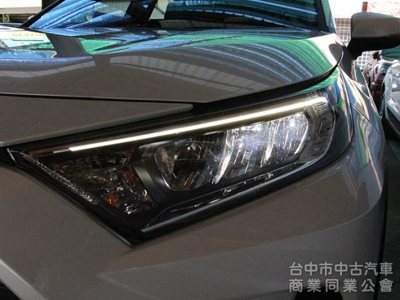 ✅正2024出廠⭕可全貸⭕現買省價差✅就是新車✅液晶儀表✅無線carplay ✅電動椅✅電子後視鏡含紀錄✅電尾門