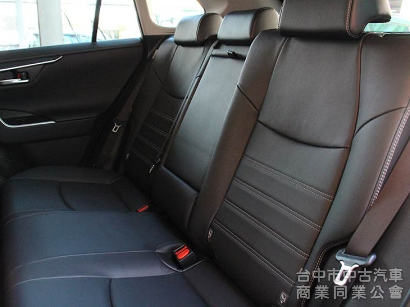 ✅正2024出廠⭕可全貸⭕現買省價差✅就是新車✅液晶儀表✅無線carplay ✅電動椅✅電子後視鏡含紀錄✅電尾門