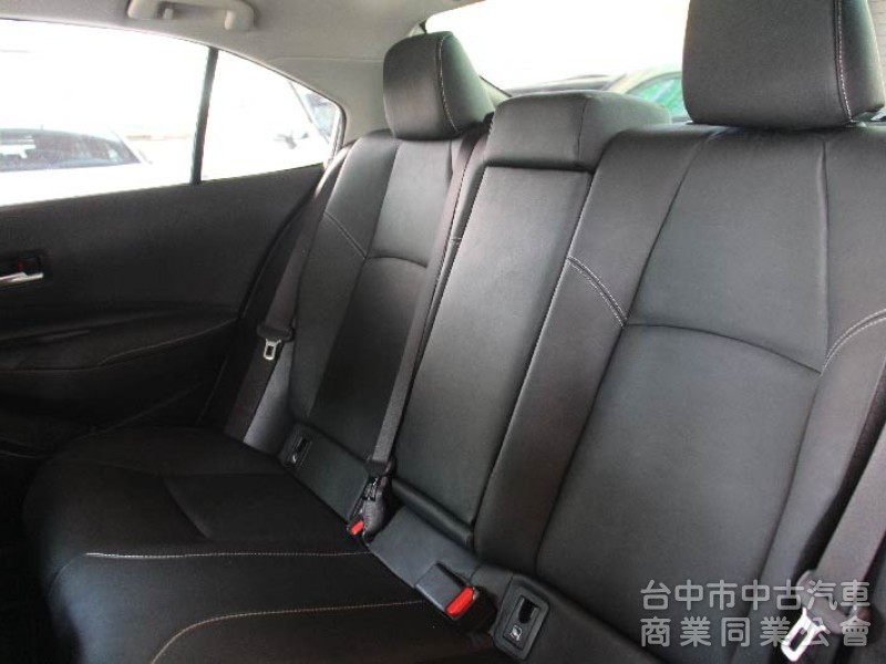 ⭕正24年出廠⭕油電豪華版✅CARPLAY✅倒車顯影✅盲點偵測✅全套免鑰匙✅全車原鈑件⭕全額貸⭕新車利率