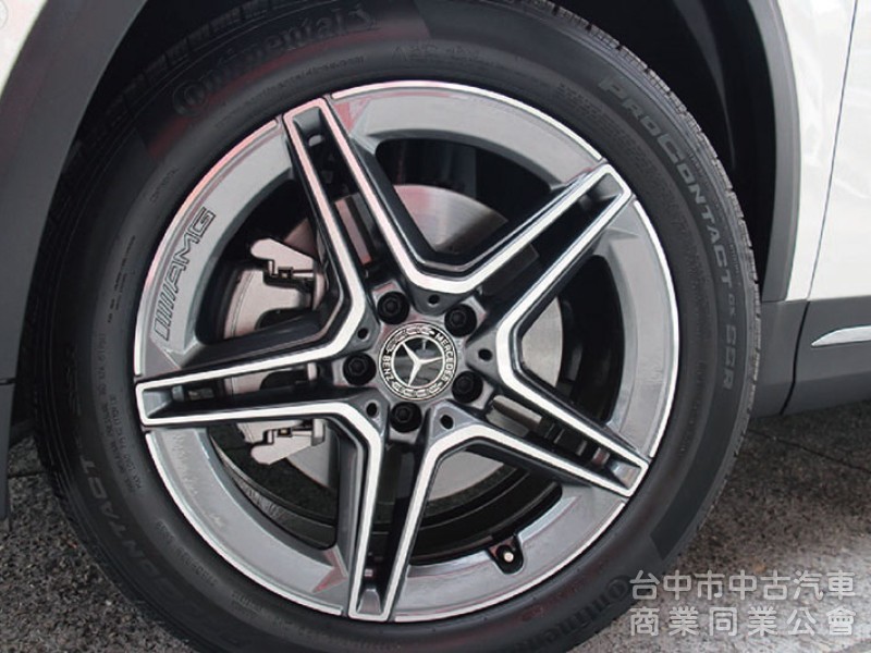 ⭕23年⭕全網最低價✅AMG✅四輪傳動✅239跟車✅多光束頭燈✅全景天窗✅雙記憶座椅⭕新車利率✅未領牌
