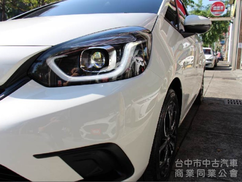  正2025出廠全台最低價⭕全車原漆原鈑件✅油電版✅實車實價刊登✅原廠保固中⭕摸門免鑰匙✅盲點偵測⭕新車利率⭕可全貸