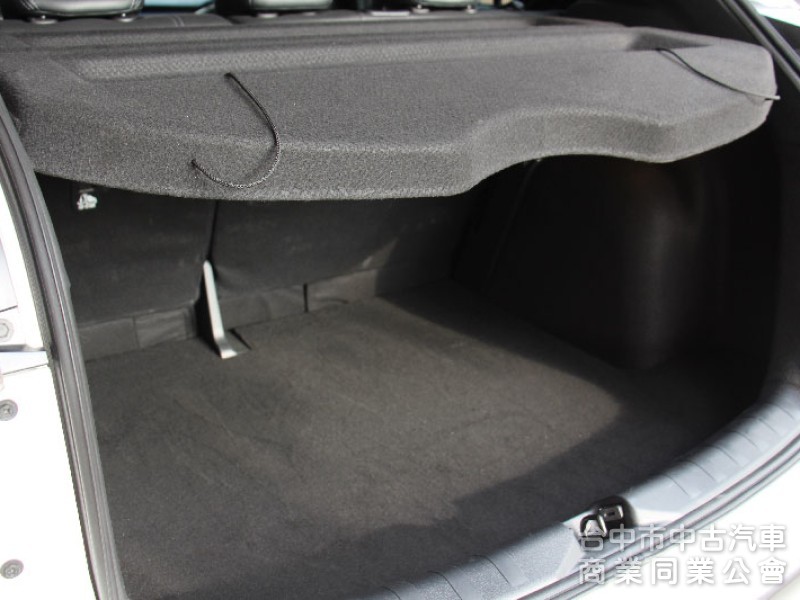 ⭕市場唯一⭕正25年出廠落地新車⭕樂咖特仕版 ✅全車黑化套件 ✅JBL音響✅360環景 ✅恆溫空調 ✅黑色尾翼⭕實車在店