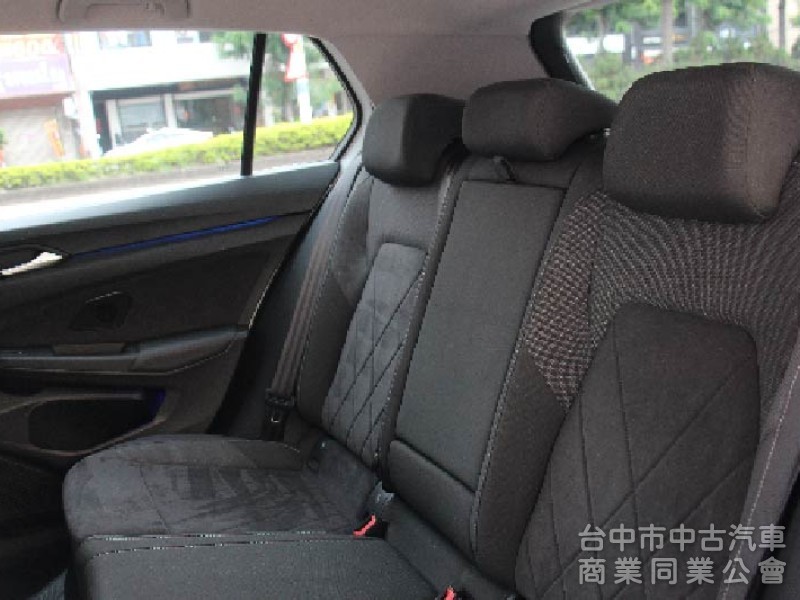 ⭕2024年出廠⭕僅跑9000KM⭕駕駛電動椅✅抬頭顯示器 ✅HK音響✅IQ DRIVE輔助✅盲點⭕實車在店⭕新車保固