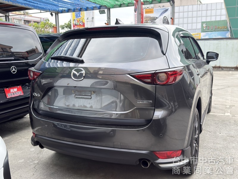 黑豔旗艦版⭕BOSE音響⭕電動椅✅黑化外觀套件✅ LV2跟車 ✅360環景✅黑化鋁圈✅抬顯⭕可全貸⭕全原廠保養⭕原鈑件