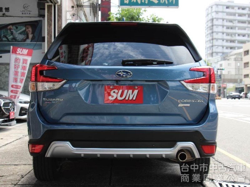 最頂規I-S版⭕小改款全套LV2跟車✅車道置中輔助✅電動天窗✅電尾門✅18吋鋁圈✅ACC跟車✅原廠保養✅原廠保固✅可全貸