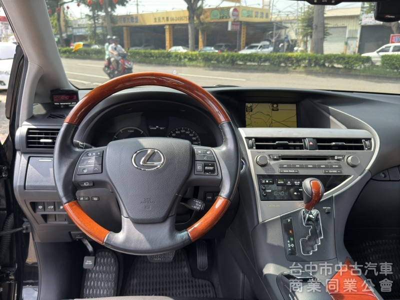 Lexus RX450h頂級版 黑配黑 全景天窗 免鑰匙 通風座椅 資料完整齊全 內裝美 車庫車 可貸款 可全額貸款 