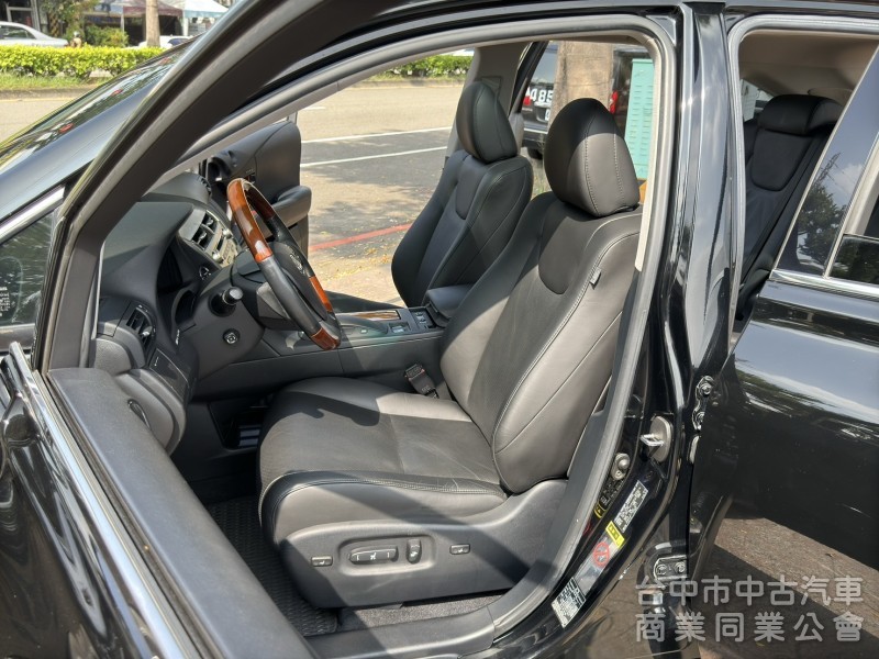 Lexus RX450h頂級版 黑配黑 全景天窗 免鑰匙 通風座椅 資料完整齊全 內裝美 車庫車 可貸款 可全額貸款 