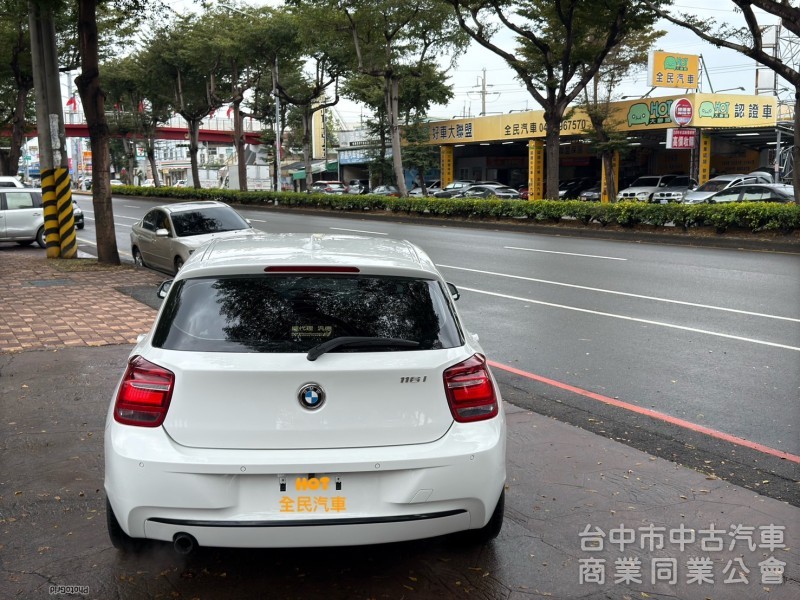  已認證 車庫室內車也是無菸車 原鈑件 低里程 原車籍資料完整 可貸款 可全額貸款 大保養已完成 歡迎來店賞車/來電☎️