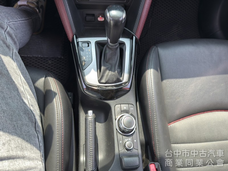 正2016/3出廠5月掛牌 MAZDA CX-3 1.5 SKYACTIVE-D頂級型 免鑰匙/抬顯/盲點偵測/車道偏移
