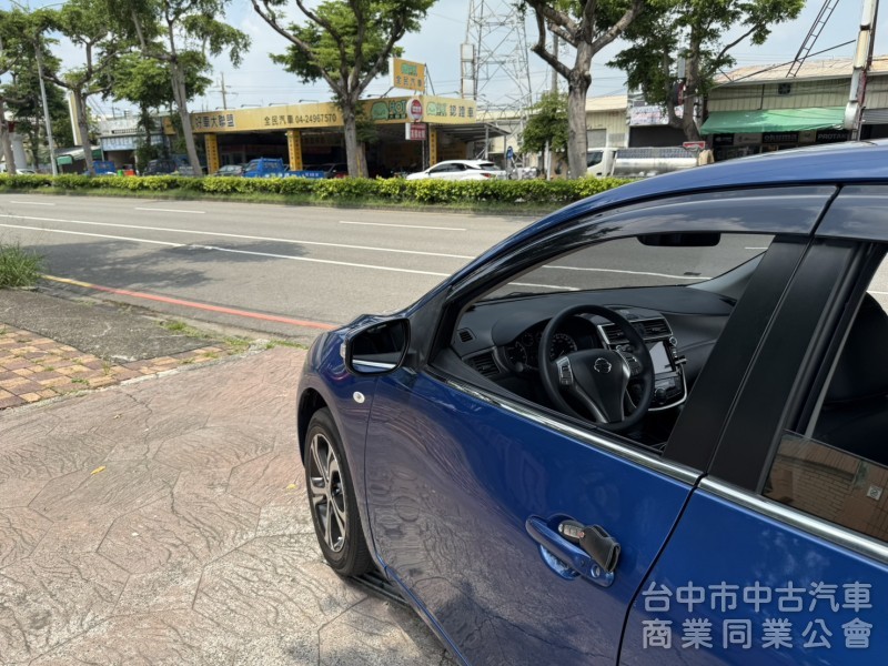 稀少旗艦智能360版本 正一手 原鈑件 2年或5萬公里保固 可貸款也可全額貸款