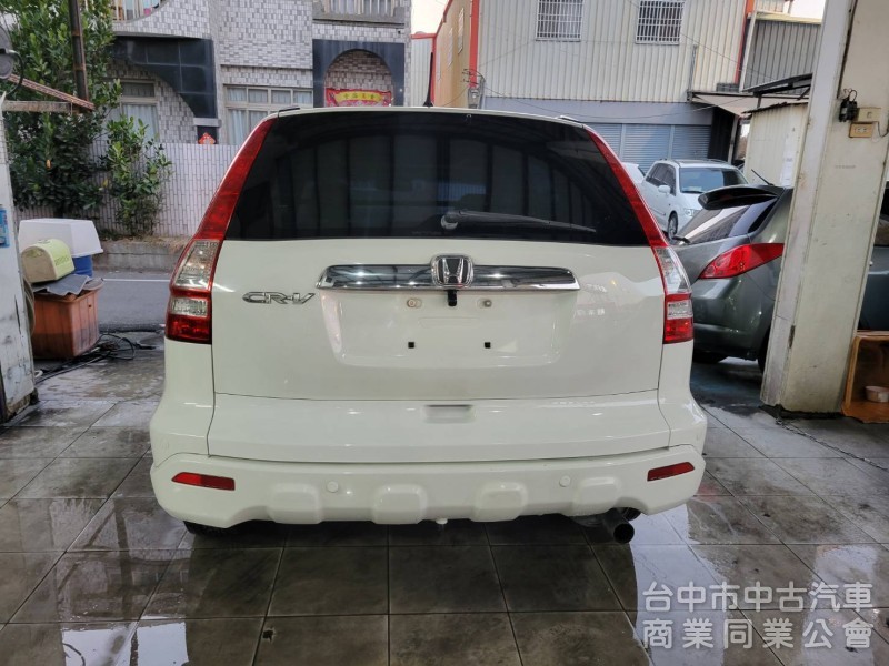 2007年 Crv 2000cc 天窗，恆溫，安卓機，倒車顯影，內裝乾淨，引擎腳更換好，可認證，可全額低率貸款。