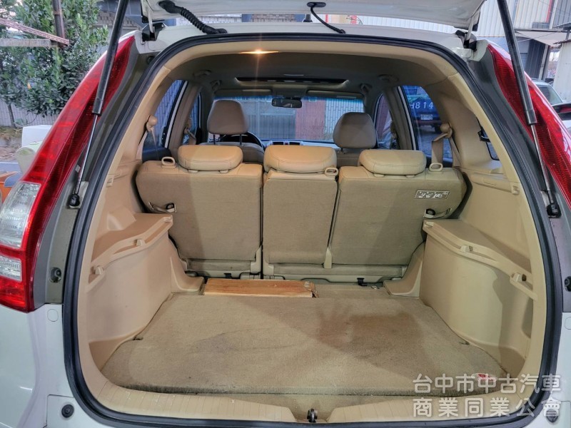 2007年 Crv 2000cc 天窗，恆溫，安卓機，倒車顯影，內裝乾淨，引擎腳更換好，可認證，可全額低率貸款。