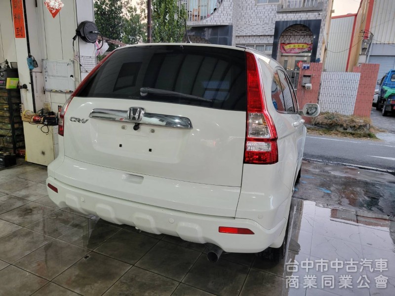 2007年 Crv 2000cc 天窗，恆溫，安卓機，倒車顯影，內裝乾淨，引擎腳更換好，可認證，可全額低率貸款。