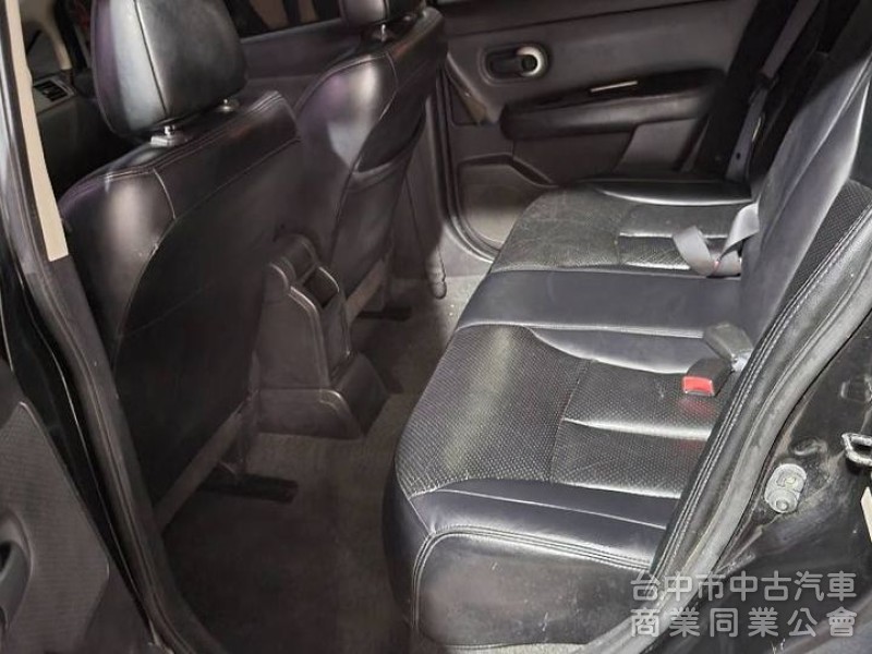 2012年 踢達 五門 1.8L ikey，恆溫，黑內裝，定速，倒車顯影，抬頭顯示器，月付3333