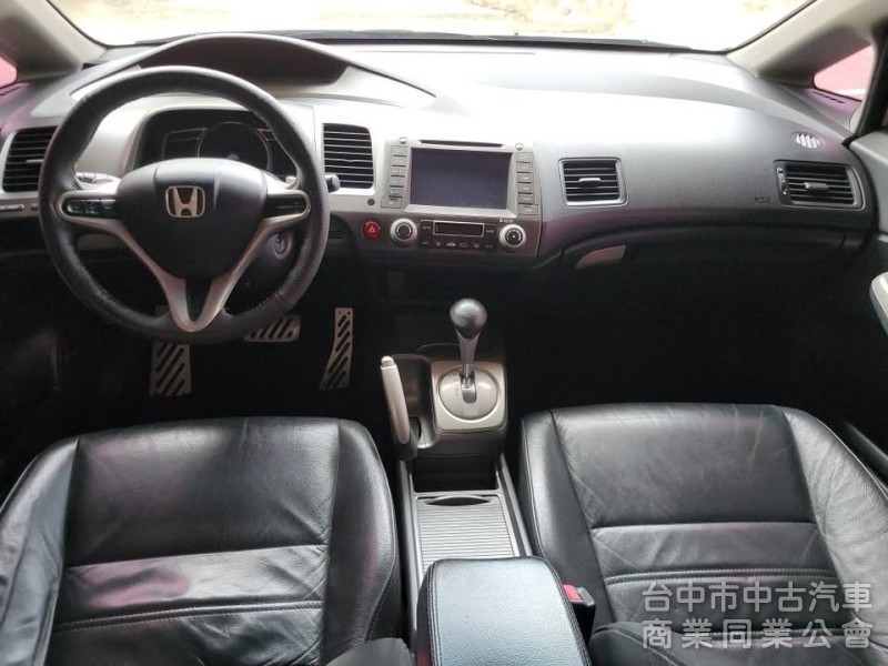 2010年 喜美8代 K12 小改款 1.8L 天窗，恆溫，快撥，RR包，引擎周邊跟底盤都整理好，回去不用在花錢