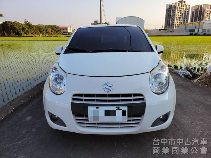2014 年 Alto 鈴木 奧托 1.0l 日本進口小車， 五門掀背小車，一年稅金只要8640，實車實價。