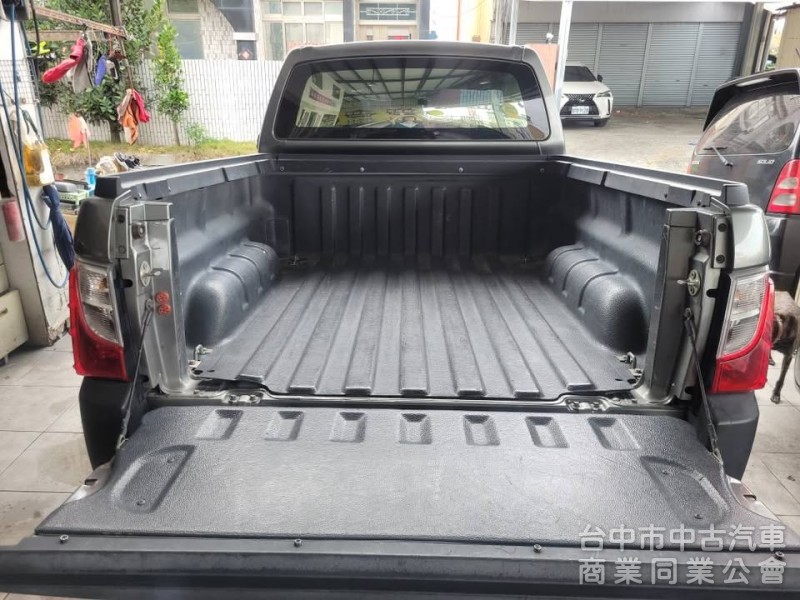 2020 年 Zinger pick up 林哥皮卡，晶鑽型 ，最經濟實惠的皮卡車 一手車，定速，17吋鋁圈，安卓機