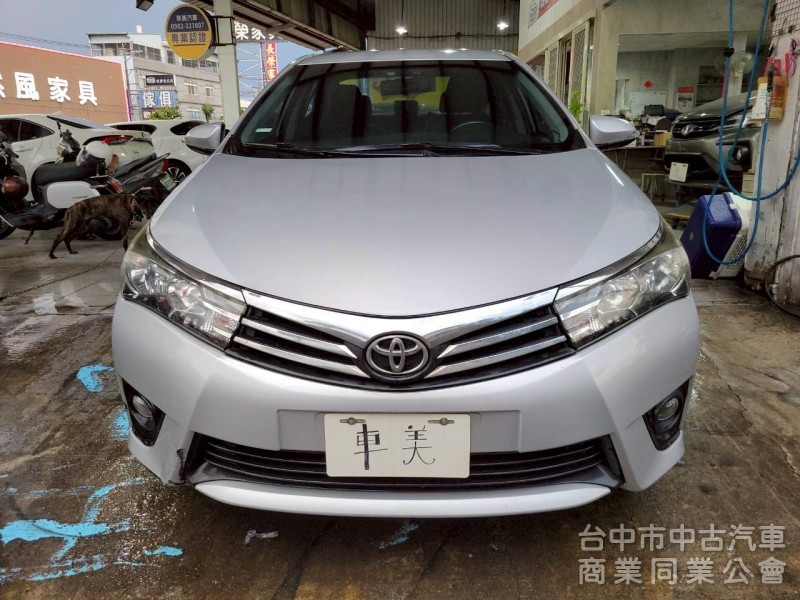 2014 年 Altis 1.8cc 恆溫，定速，原鈑件，無抽菸，可貸款