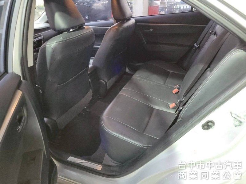 2014 年 Altis 1.8cc 恆溫，定速，原鈑件，無抽菸，可貸款