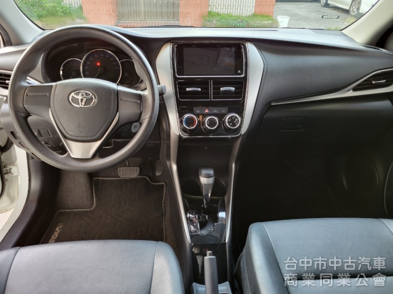 2020 年 Vios 1.5cc 原鈑件，led日型燈，雙安，abs，倒車顯影，省油省稅又耐操。