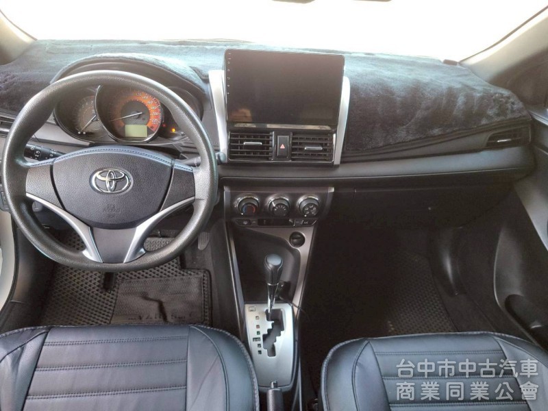 2015 年 豐田 Yaris 皮椅， 原鈑件，安卓機，倒車顯影，實車實價。