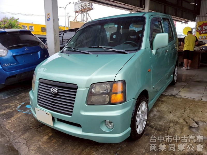 <車美汽車>2004 年 Solio 轎車版 里程14萬，引擎室無生鏽，EPS整理好，內裝乾淨，底盤安靜，車況很好。