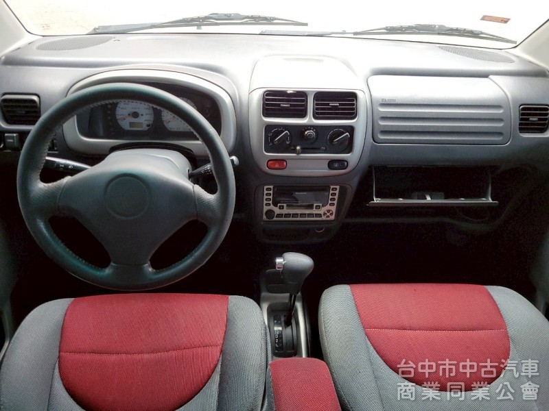<車美汽車>2004 年 Solio 轎車版 里程14萬，引擎室無生鏽，EPS整理好，內裝乾淨，底盤安靜，車況很好。