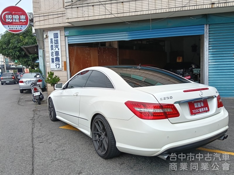 總代理11年E250，Coupe