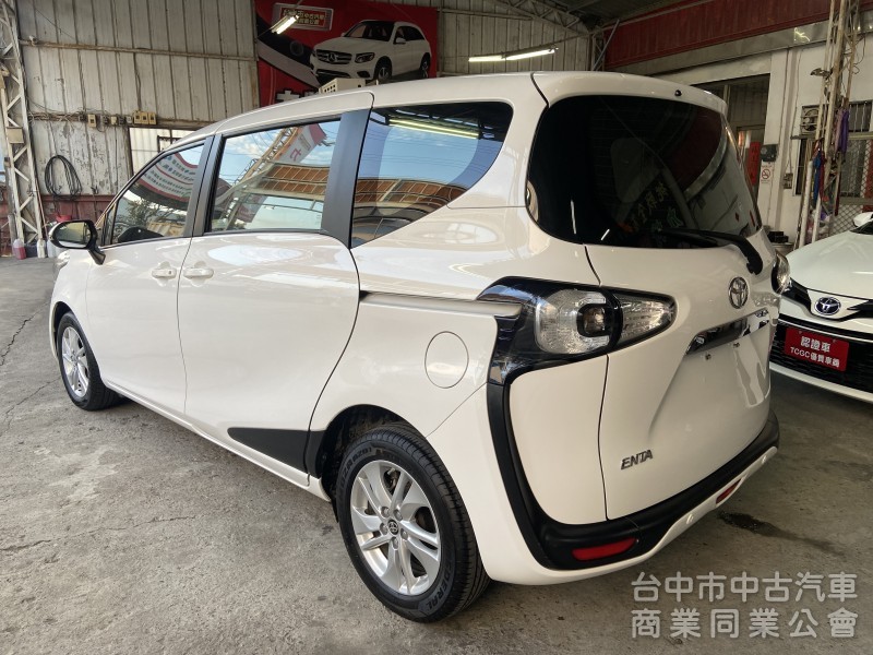 TOYOTA  SIENTA 1.8L