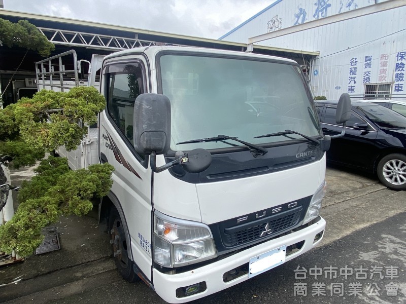 Mitsubishi/三菱Canter3.0L