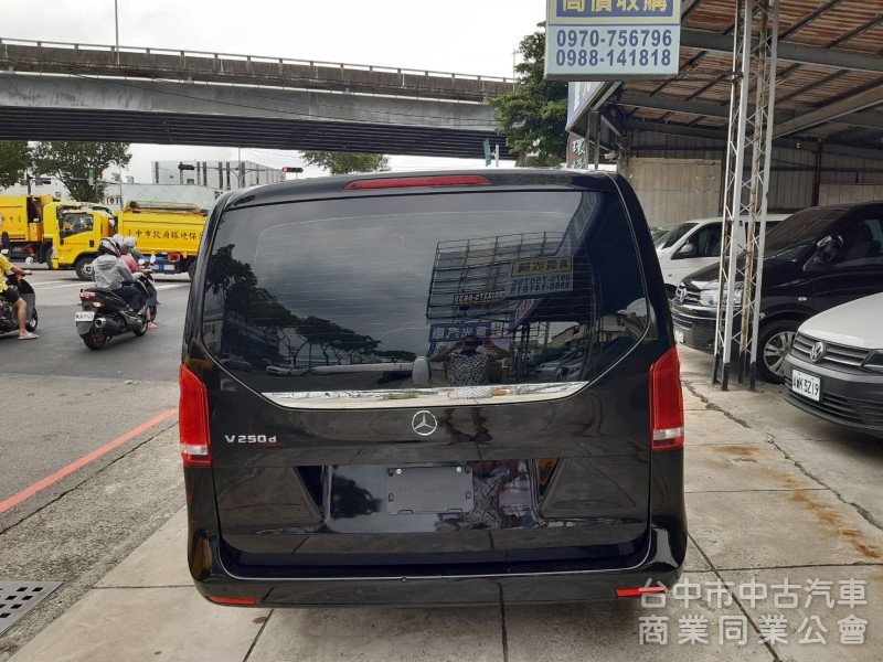 重光汽車  BENZ V250d-2017