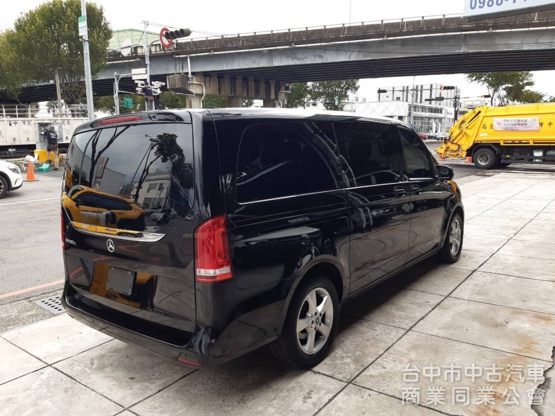 重光汽車  BENZ V250d-2017