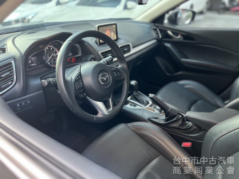 2015 MAZDA 3 頂級版