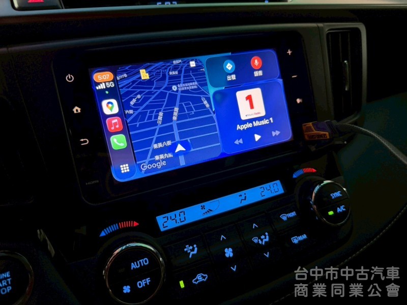 TOYOTA RAV4 /尊爵版